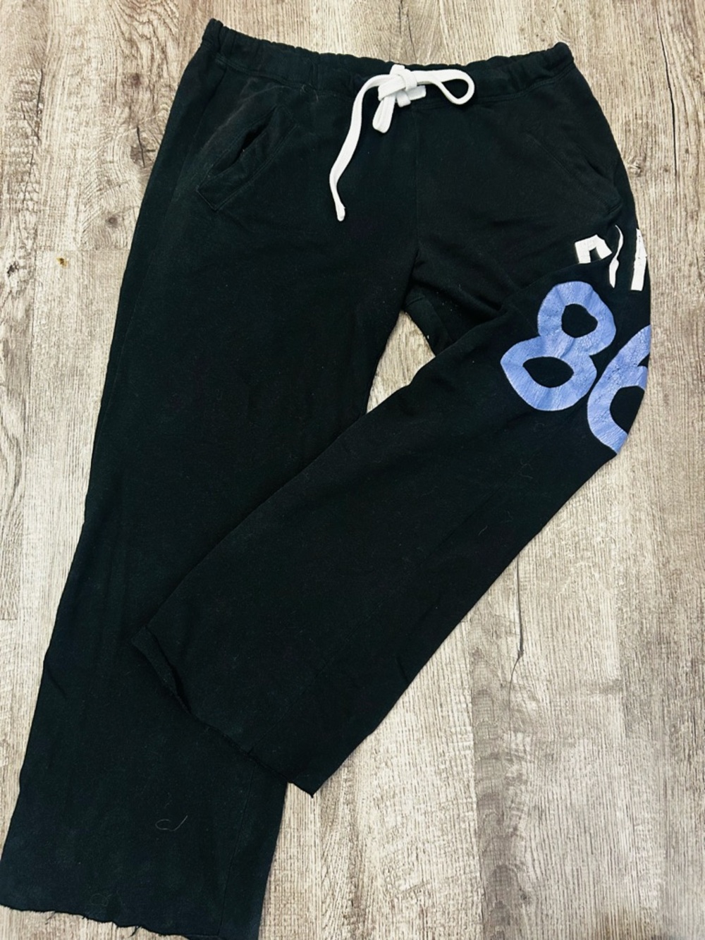 PINK Victoria's Secret VINTAGE Black 'LOVE PINK 86' Wide-Leg Track Pants